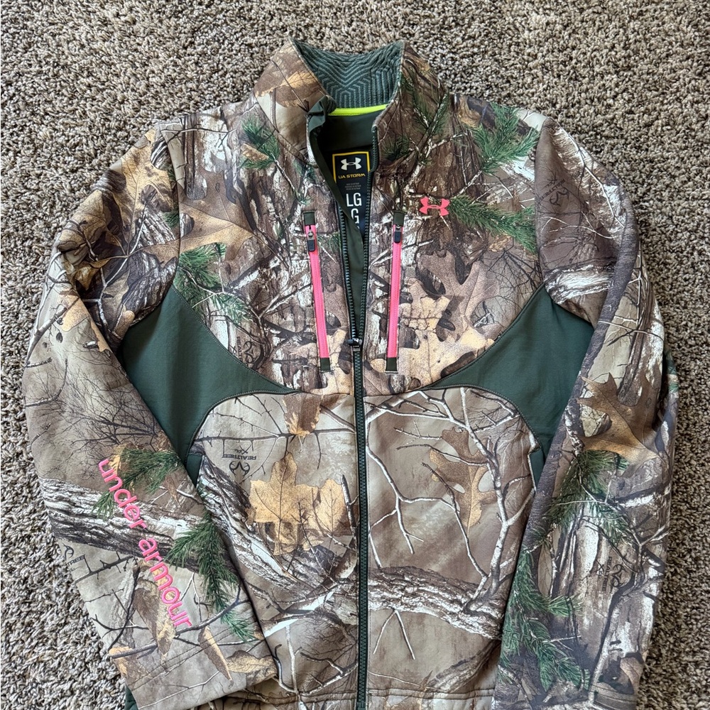 Women’s Under Armour zip up jacket